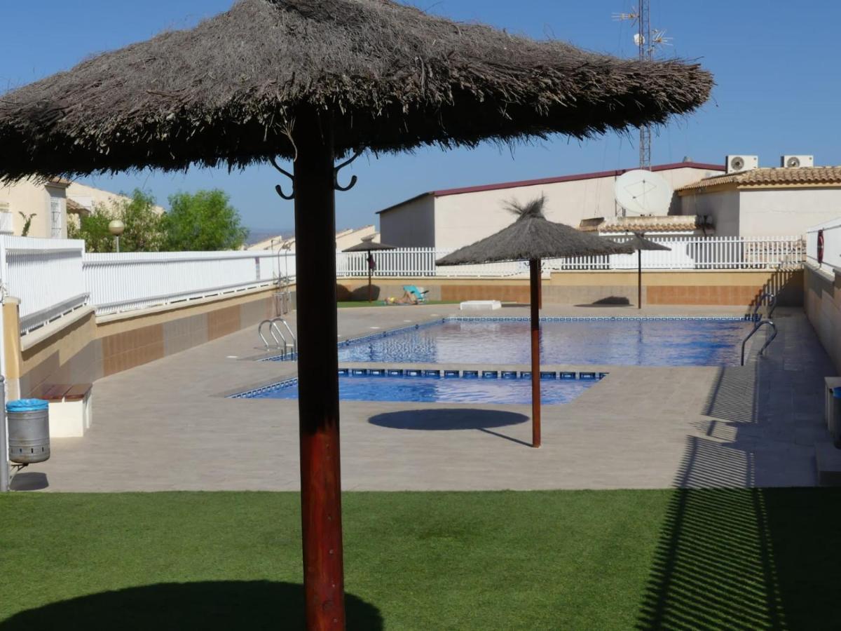 Bungalow Moderno Luminoso Terraza Solarium Patio Puerto Marino المظهر الخارجي الصورة